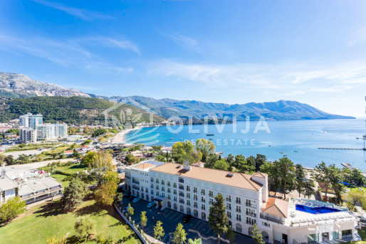 Квартира с 1-ой спальней на первой линии в Будве, Черногория