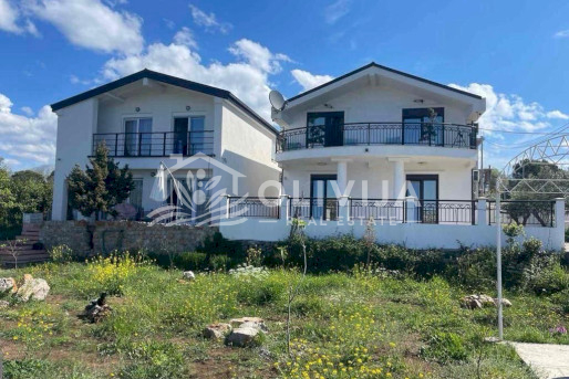 Два дома с видом на море в Кримовица, Черногория