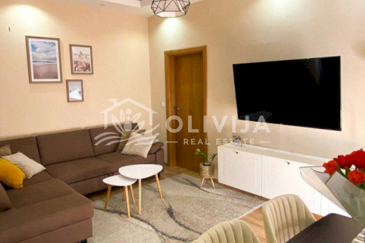 Квартира с 2-мя спальнями в центре Будвы, Черногория