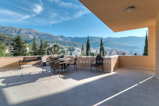 Квартира с 3-мя спальнями в апарт отеле Harmonia с видом на море