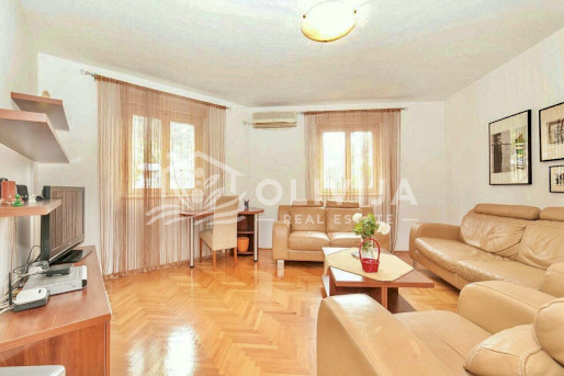 Квартира с 1-й спальней в Будве, Черногория