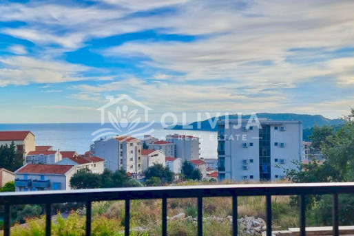 Spacious apartment with sea view in a new building, Bečići — just 400 m from the beach