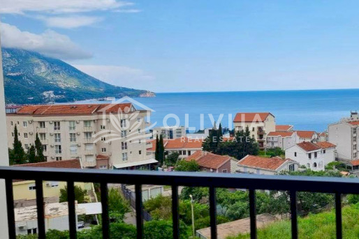 Квартира с одной спальней возле моря в Бечичи, Черногория