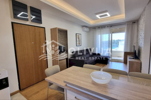 Аренда квартиры с видом на море в Бечичи — всего 100 метров от пляжа