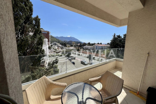 Аренда квартиры с одной спальней возле моря в Будве, Черногория