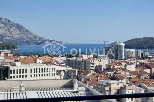 Apartment for rent until the season in Budva, Montenegro