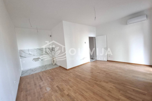 Студия с видом на море в Бечичи